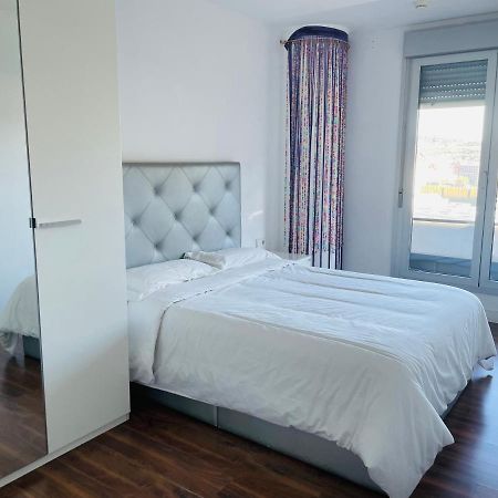Fira De Barcelona City View Apartment With Garage Parking L'Hospitalet de Llobregat Eksteriør bilde