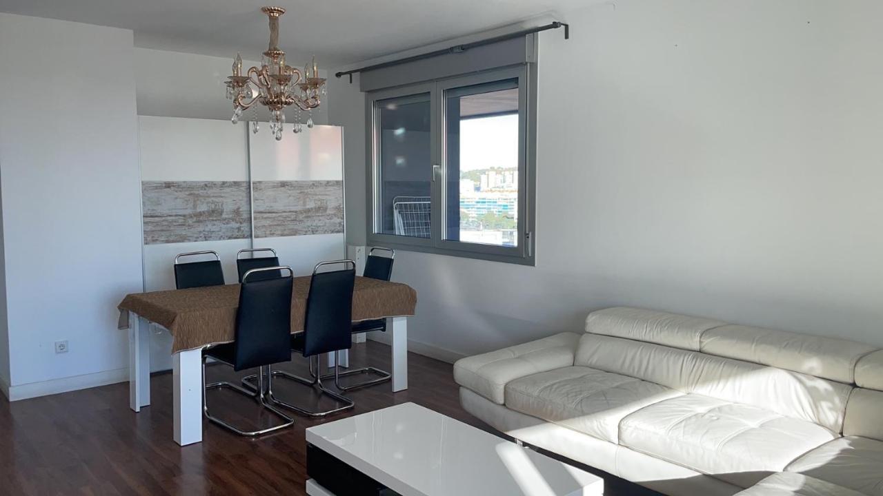Fira De Barcelona City View Apartment With Garage Parking L'Hospitalet de Llobregat Eksteriør bilde