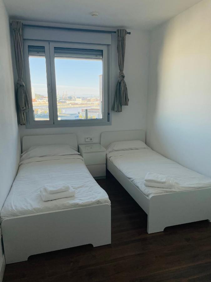 Fira De Barcelona City View Apartment With Garage Parking L'Hospitalet de Llobregat Eksteriør bilde