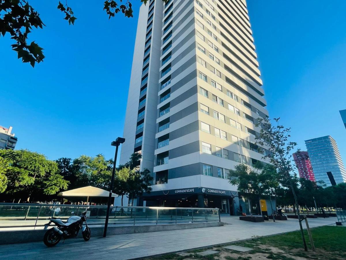 Fira De Barcelona City View Apartment With Garage Parking L'Hospitalet de Llobregat Eksteriør bilde