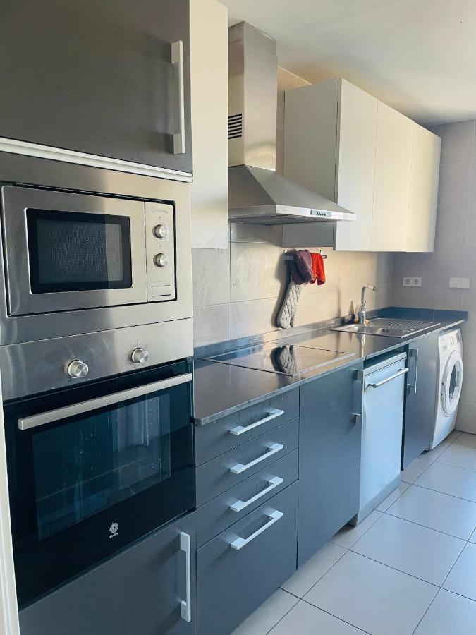 Fira De Barcelona City View Apartment With Garage Parking L'Hospitalet de Llobregat Eksteriør bilde